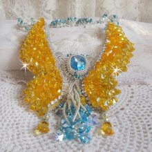 Plastron-Halskette Schmetterling von Versailles Haute-Couture bestickt mit Swarovski-Kristallen, silbernen Miyuki-Rocailles und Accessoires aus Silber 925/1000 